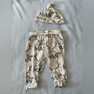 🔥3 for $10🔥 Little man antler pants with matching hat size 80 (6-9 months)